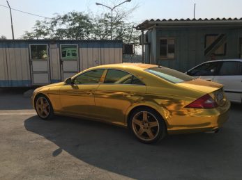 Im Hafengelände Bandar Abbas